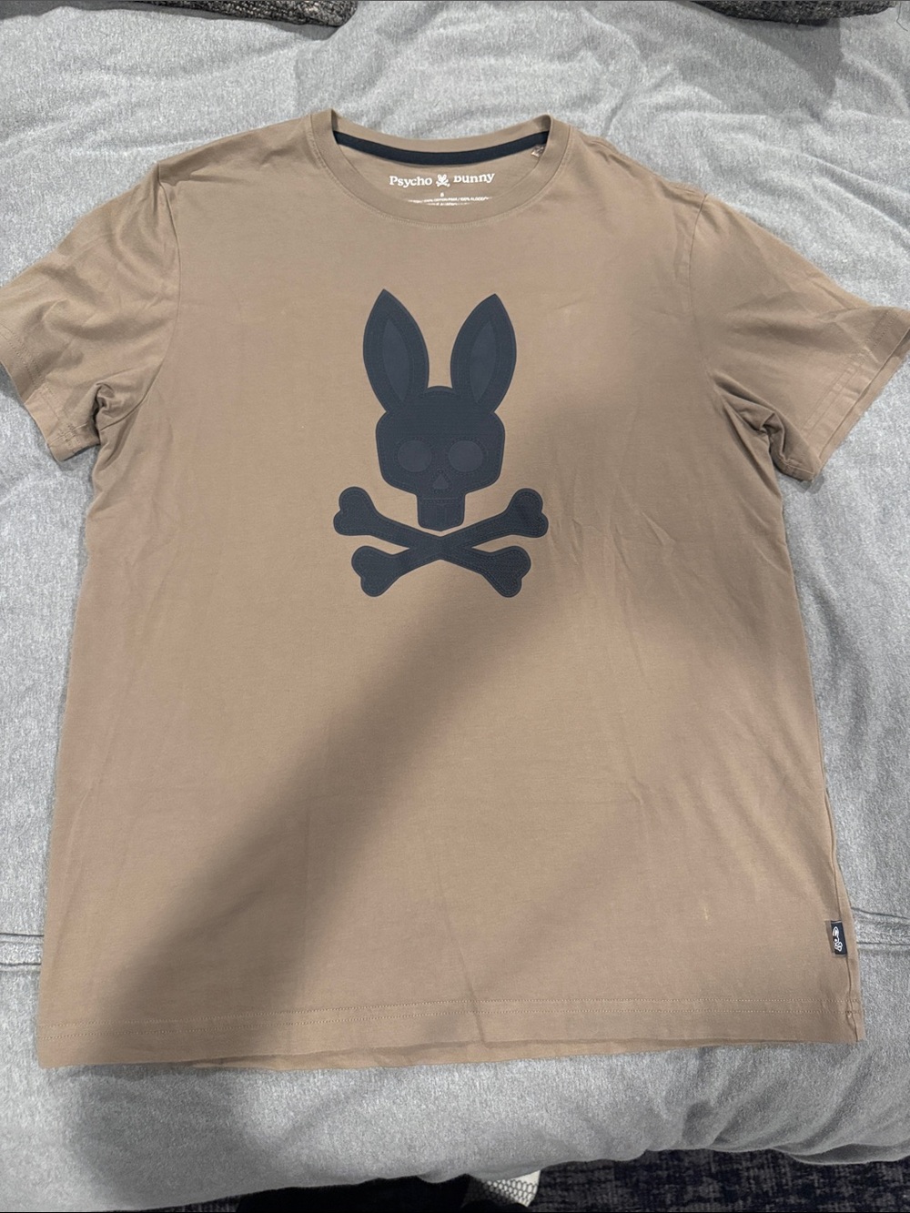 Like NEW! Psycho Bunny Taupe Tee with Black Bunny Skull